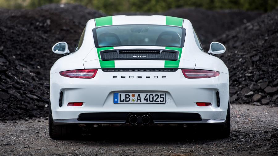  Porsche 911 R (991) 2016 года  (UK) (фото 23 из 29)